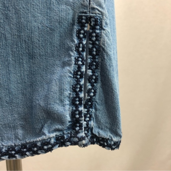 GAP Denim-like Tie Waist Embroidered Dress Size XS Petite - Picture 5 of 8